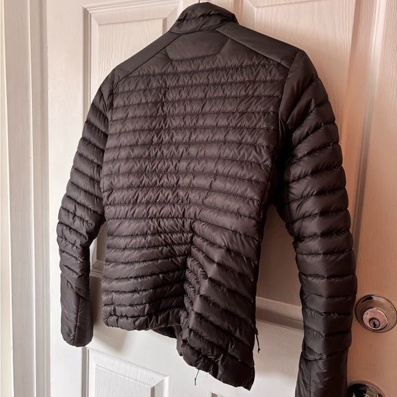 Arc'teryx Women's Black Cerium Puffer Jacket - Picture 4 of 6